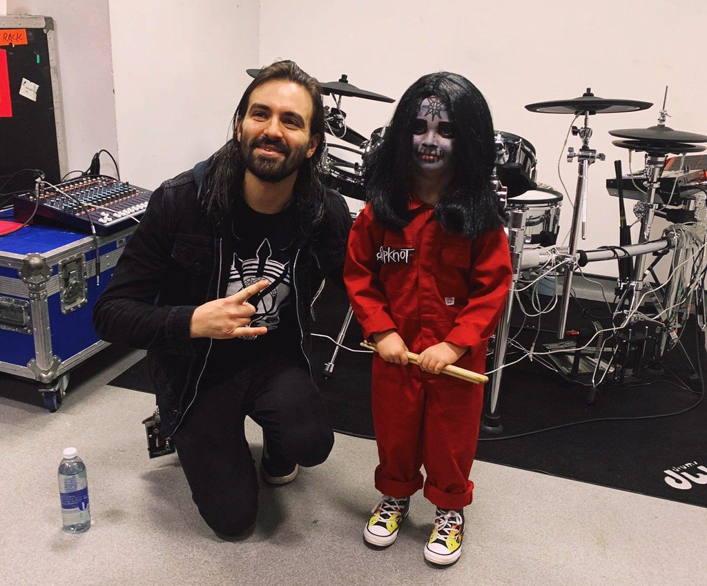 plade gardin husdyr Young Slipknot fan meets Jay Weinberg and gets his own snare!