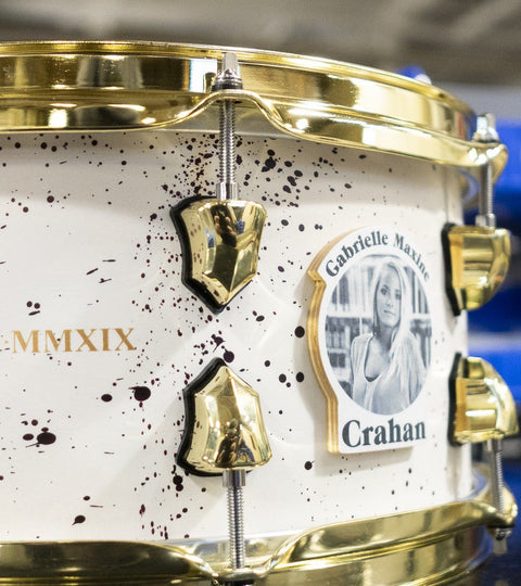 Surprising Simon Crahan With A Custom Snare Dedicated To His Sister