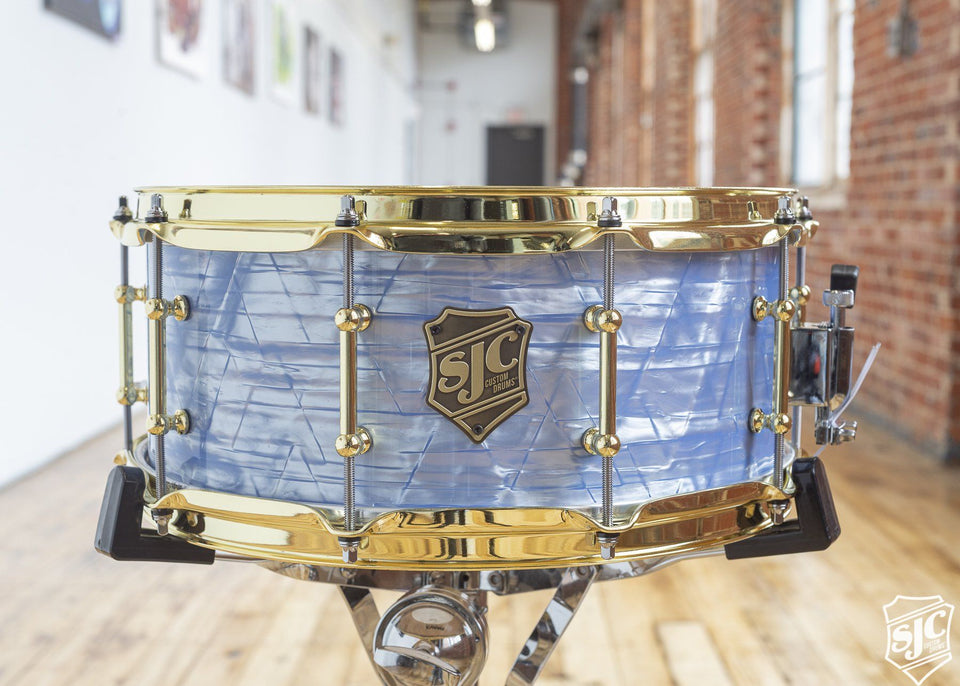 6x14 6ply Maple Snare - Blue Diamond with Brass Hardware